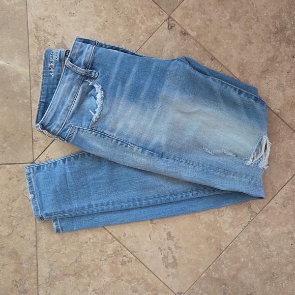 American Eagle outfitters light wash skinny jeans low rise - Picture 6 of 7